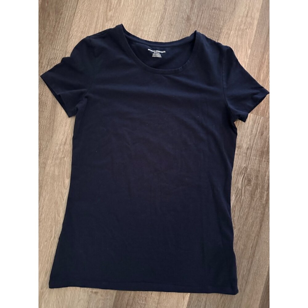 Basic Navy Blue T-shirt Size women's Small